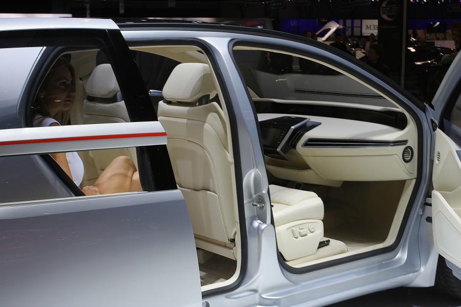  ItalDesign Go 2011 года  (фото 47 из 58)